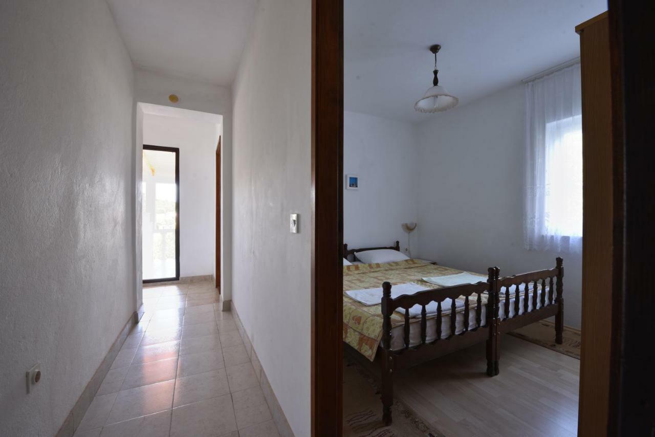 Apartmani Marko Gdinj Exteriér fotografie
